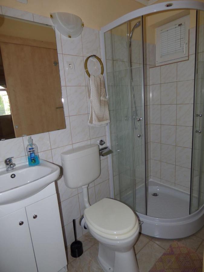 Vitorlas Apartmanhaz Siofok Ngoại thất bức ảnh