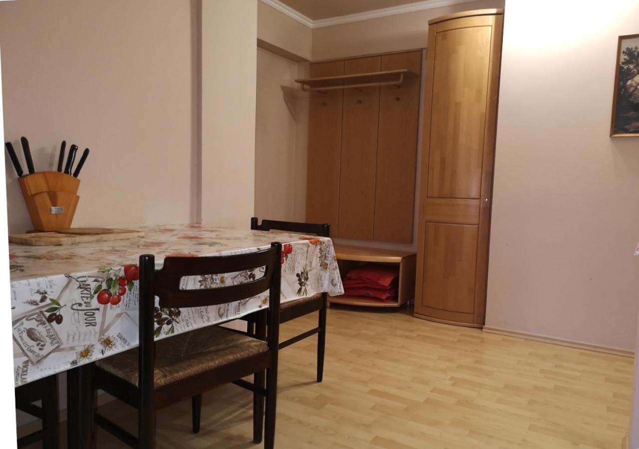 Vitorlas Apartmanhaz Siofok Ngoại thất bức ảnh
